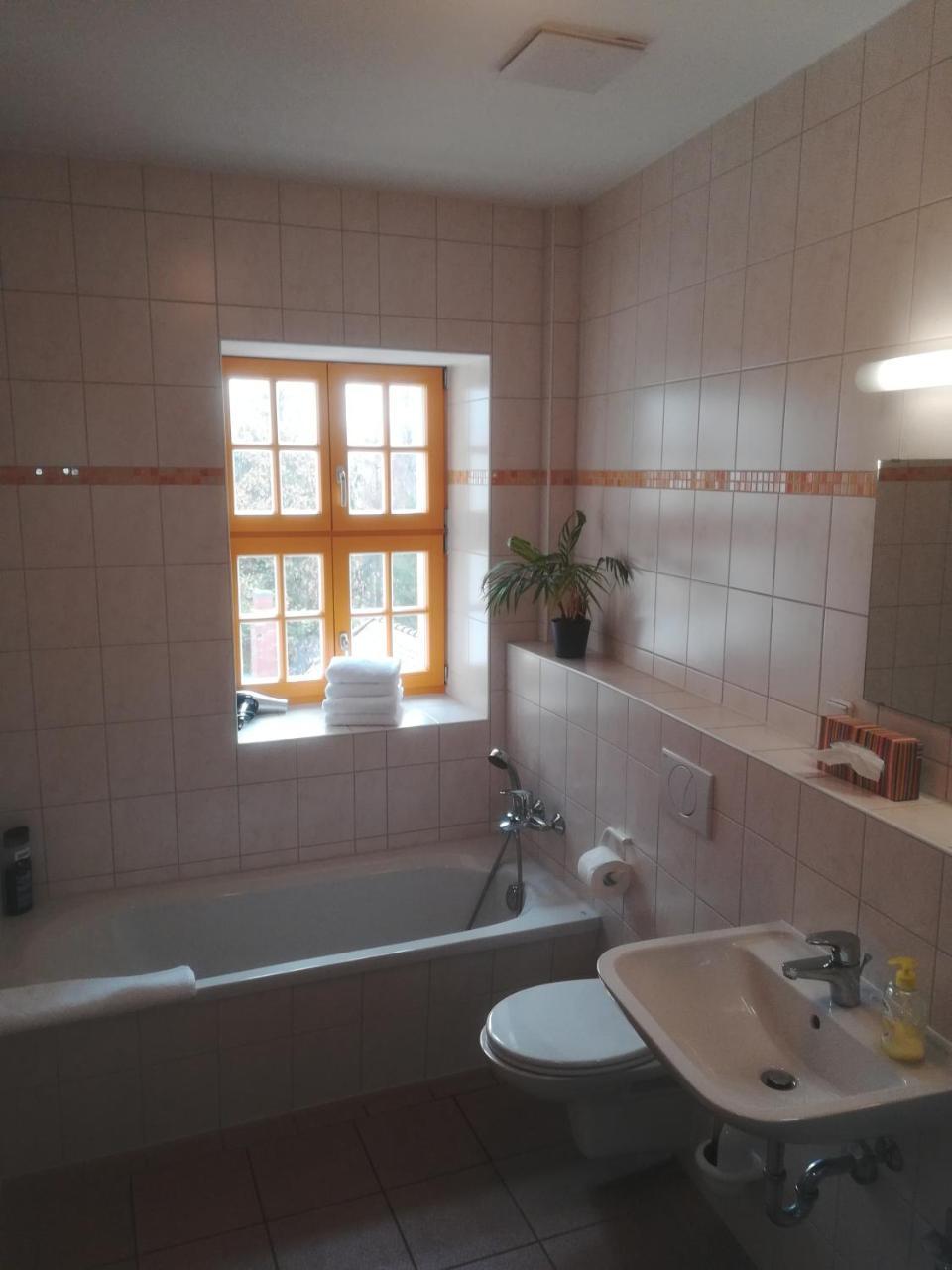 Hotel Altes Salzamt Bad Dürrenberg Esterno foto